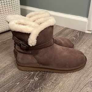 Kookaburra by UGG boots